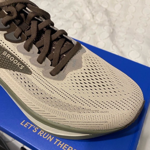 Brooks Ghost Athletic Shoes - Picture 2 of 4